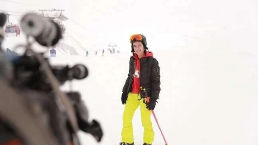 5c715ba28324a