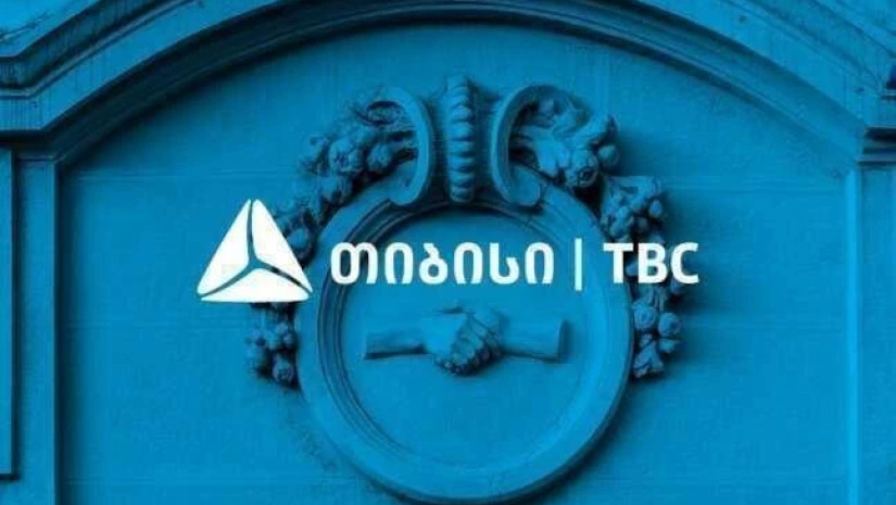5c77bc702c427