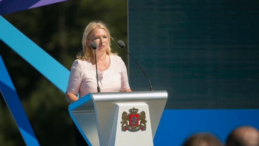 5d53d851e89cd