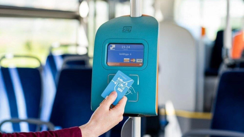61c2e73b18181