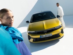 OPEL-ASTRA-LC-2023-PHEV-SOME-LI-INT-RED-DOT-AWARD-SEPTEMBER-POST-01