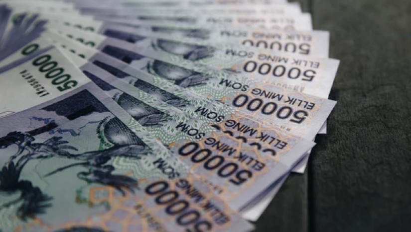 uzbek_money