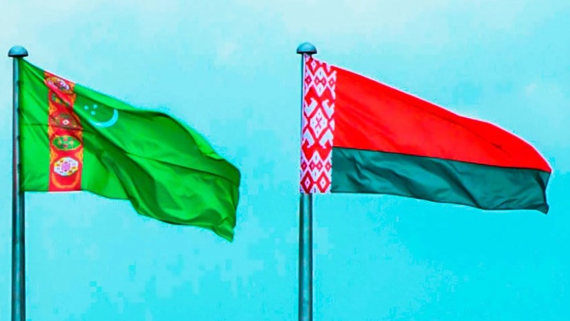 turkmenistan_belarus_flags