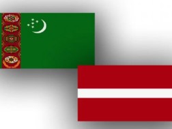 Turkmenistan_Latvia_flags