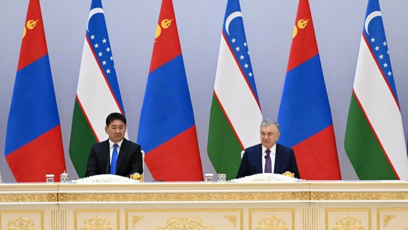 shavkat_mirziyoyev_and_ukhnaa_khurelsukh1