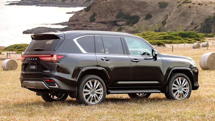 Lexus LX