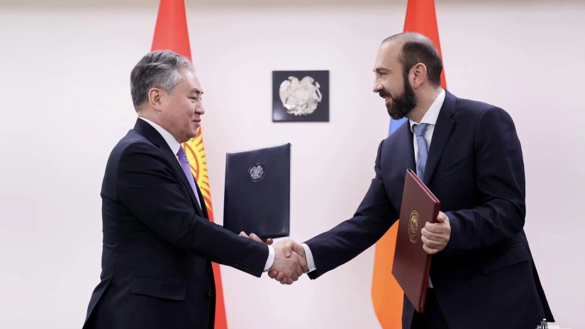 Ararat Mirzoyan