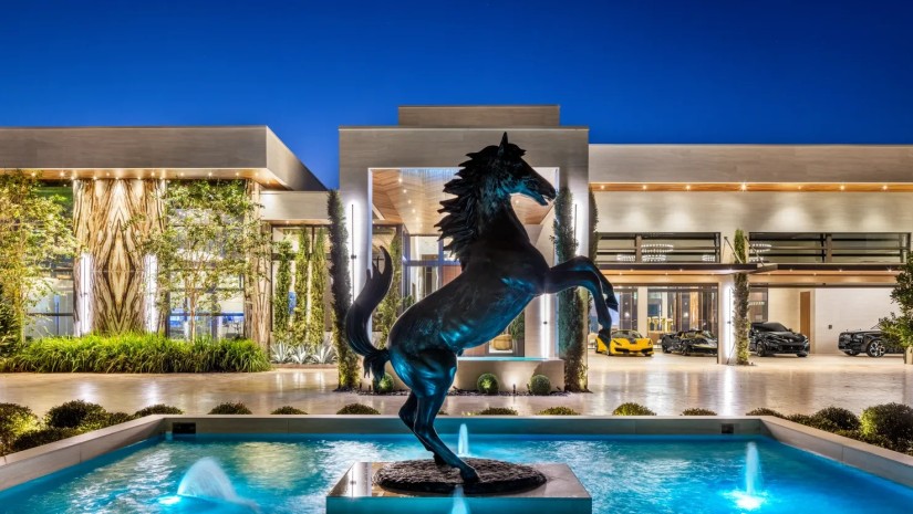 Ferrari / Casa Maranelo