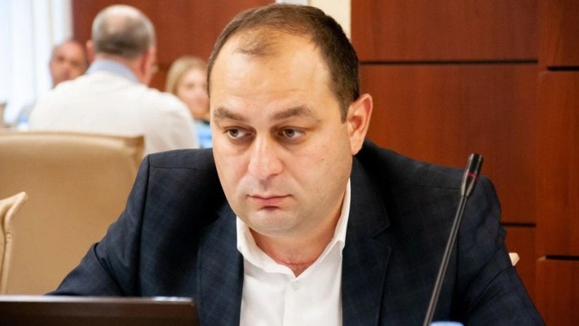 რევაზ ნადარაია