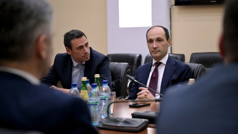 დავითაშვილი 
