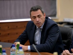 ლაშა აბაშიძე