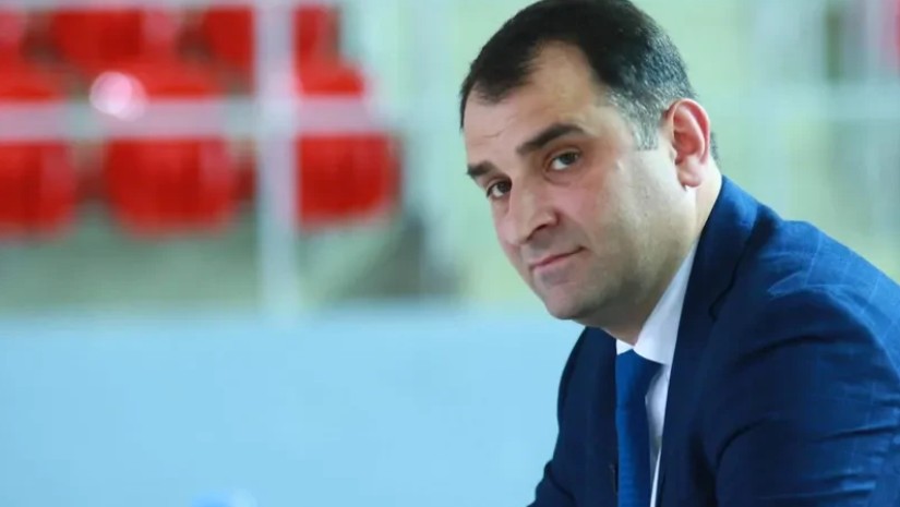 არჩილ ჩიქოვანი