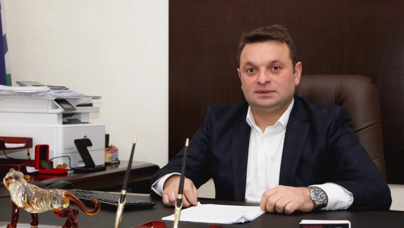 ვახტანგ გადელია