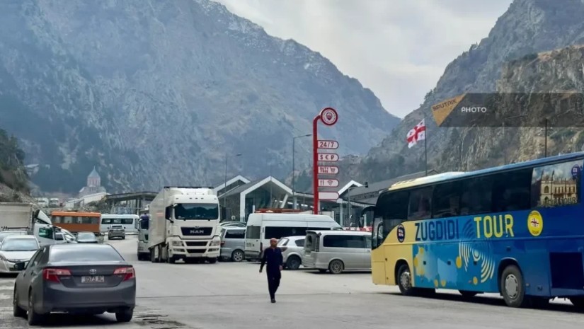 ლარსი