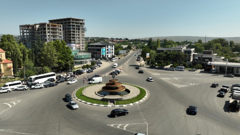 მარნეულში, 6 ადამიანი, სავარაუდოდ, ტორტით მოიწამლა - სეს-მა მოკვლევა დაიწყო