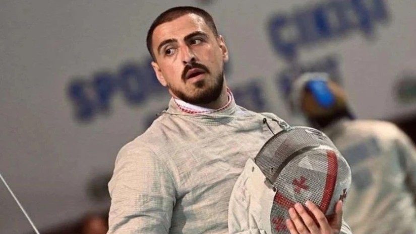 სანდრო ბაზაძე 