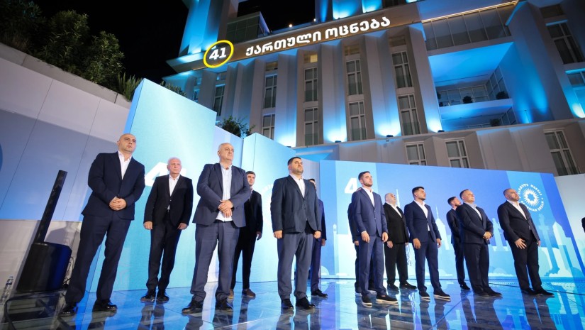 მაჟორიტარები