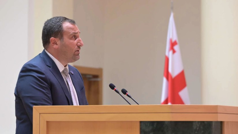 ირაკლი კირცხალია
