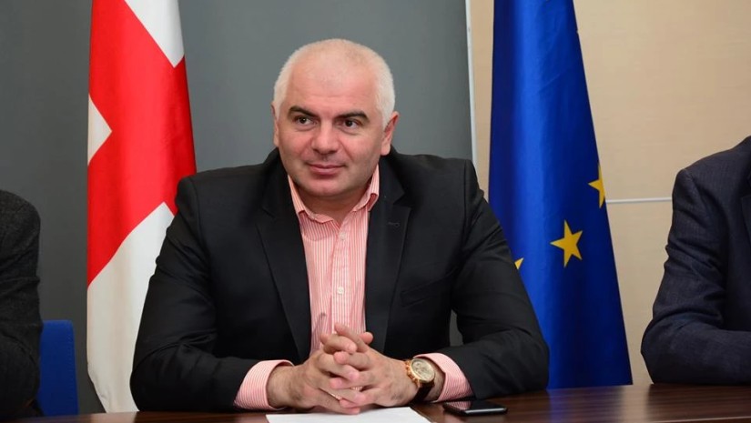 შალვა გოგოლაძე