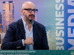 ძნელაძე