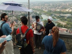 ინდოელი ტურისტები