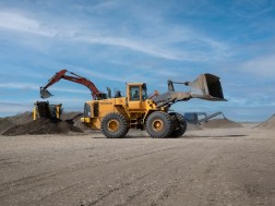 ასაფრენი ბილიკის მშენებლობა