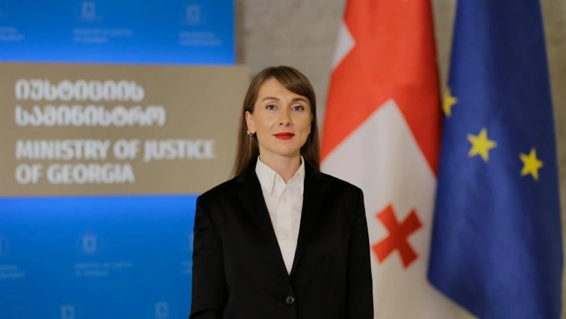 ლანა მორგოშია 