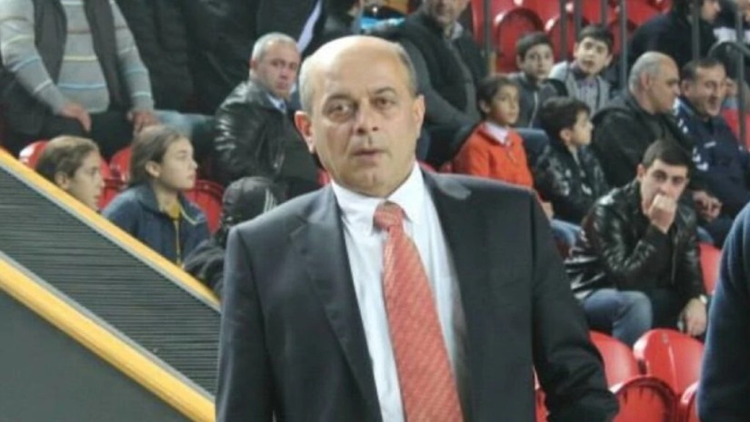 ზურაბ კაკაბაძე