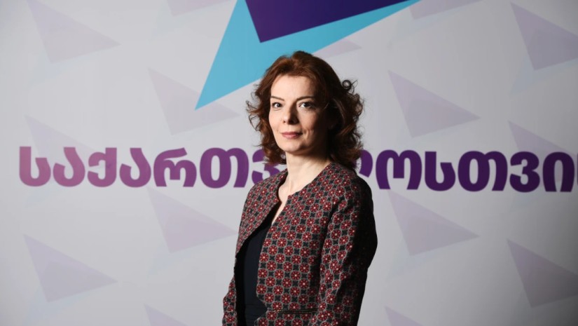 რუსუდან თევზაძე
