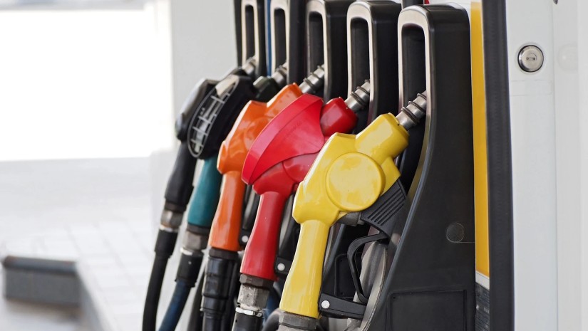 აშშ-ში საწვავის ფასი 4-წლიან მაქსიმუმამდე გაიზარდა