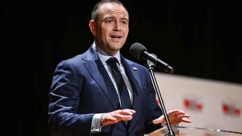  კაროლ ნავროცკი 