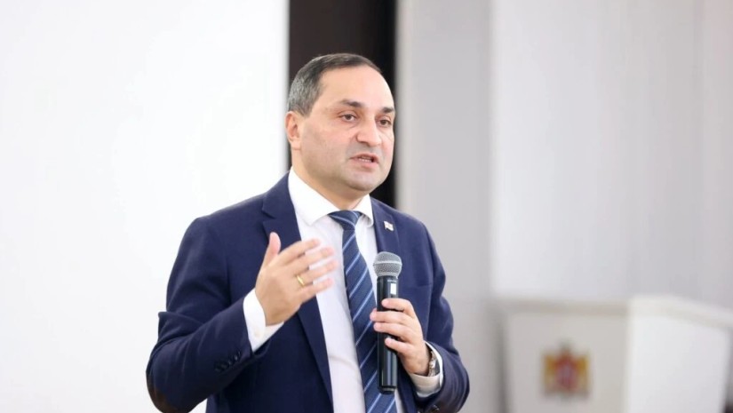 ზვიად გაბისონია