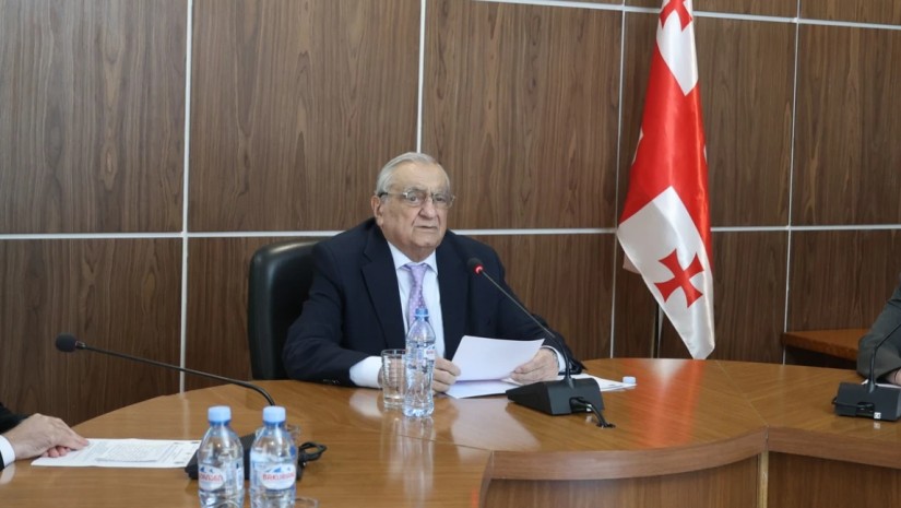 მეცნიერებათა აკადემია როინ მეტრეველი