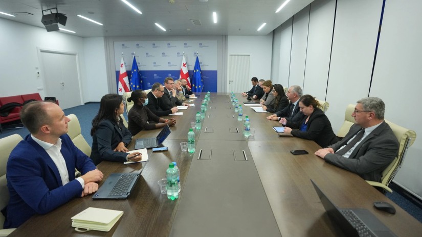შეხვედრა მსოფლიო ბანკი adb