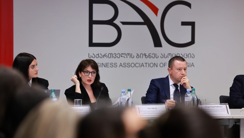 მაია ომიაძე