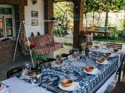 ღვინის ეზო N1