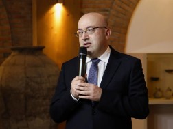 ლევან მეხუზლა