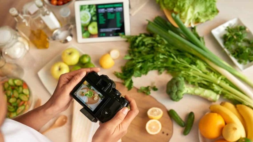 FOOD BLOGGING