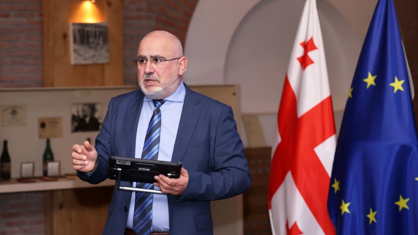 გიგლა თამაზაშვილი