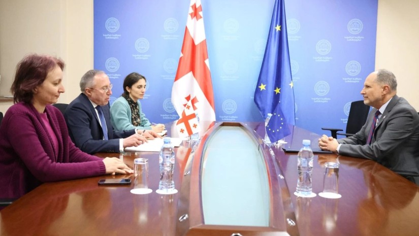 ელჩი