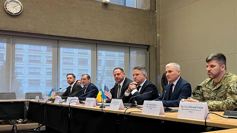 მოლაპარაკებები
