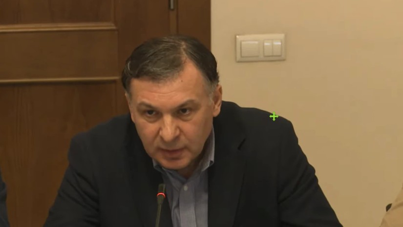 დიპლომატ ჰოლდინგი