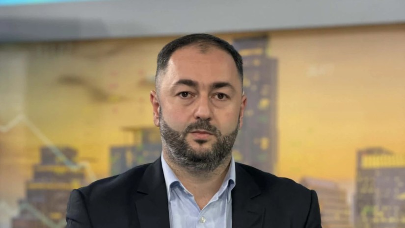 თორნიკე თოხაძე