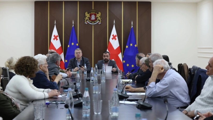მეფუტკრეებთან შეხვედრა