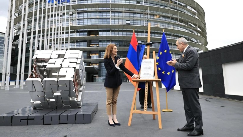 სომხური ანბანი