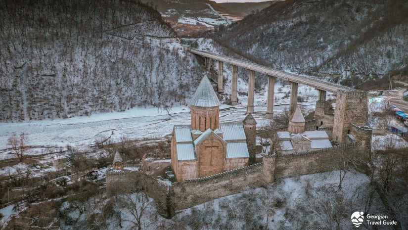 ანანური