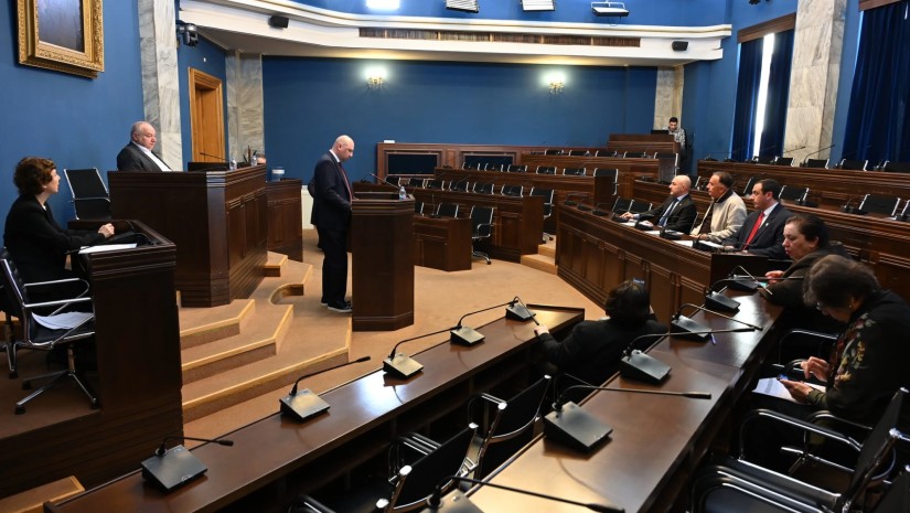 დეპუტატები