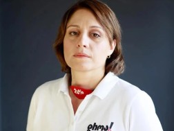 ელენე ხოშტარია