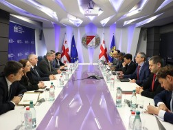 ლაშა ხუციშვილი IMF
