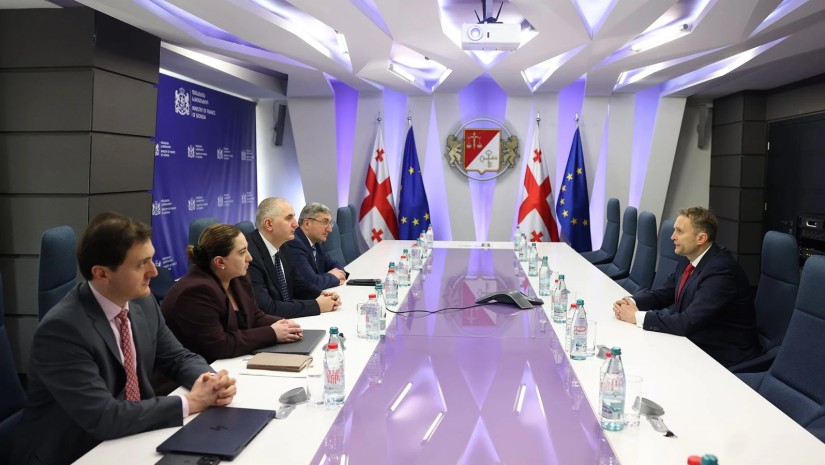 იგორ აკულოვი ლაშა ხუციშვილი